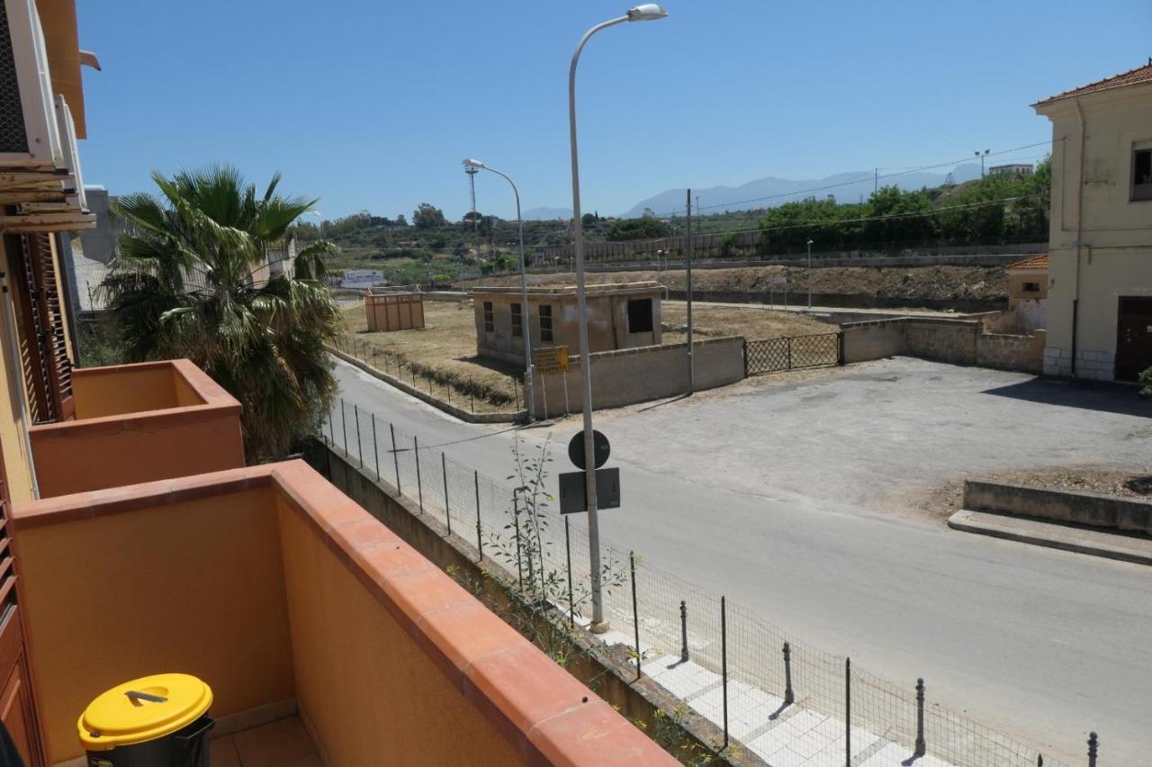 Casa Vacanza Accetta Trappeto  Exterior foto
